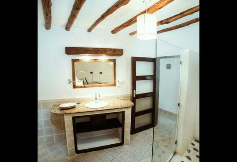 پانسیون Room In Bb   Creek Deluxe Doubleroom