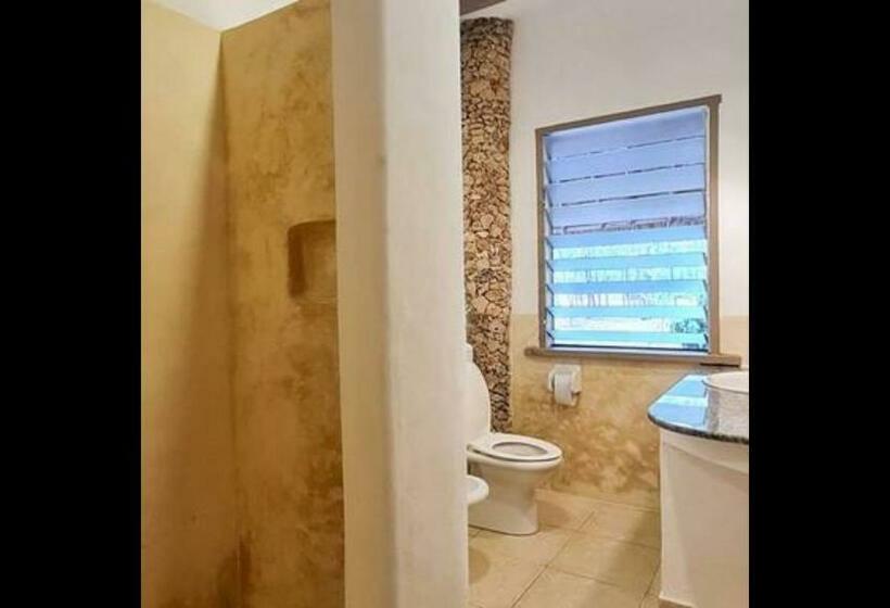 پانسیون Room In Bb   Creek Deluxe Doubleroom