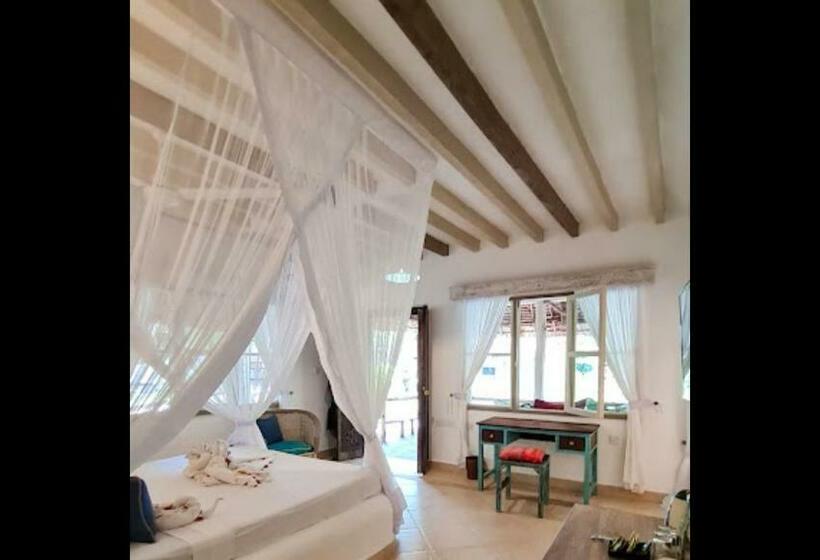 پانسیون Room In Bb   Creek Deluxe Doubleroom