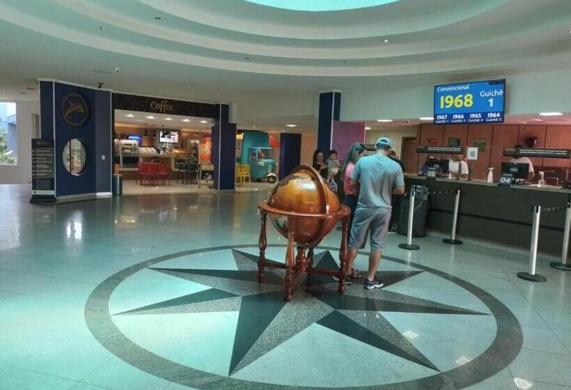 هتل Golden Dolphin Grand