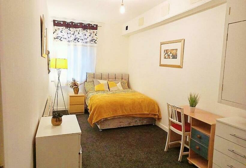 Pensjonat Double Close To Bradford University And City Centre