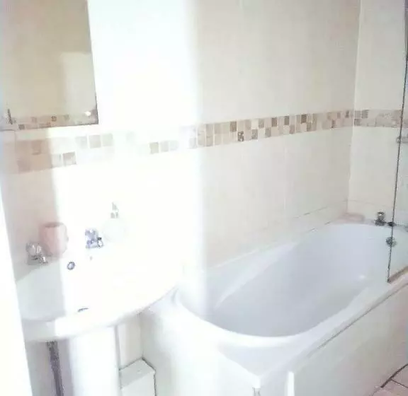 پانسیون Double Close To Bradford University And City Centre