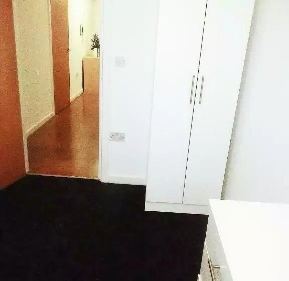 پانسیون Double Close To Bradford University And City Centre