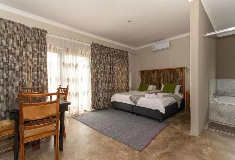 Majatalo Woodpeckers Guest House