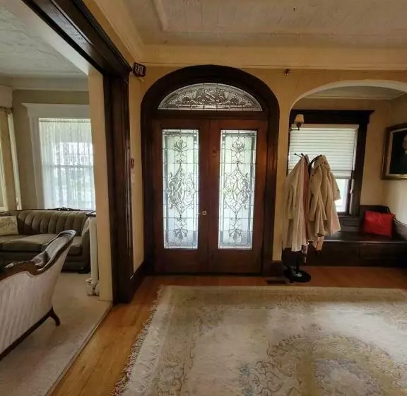 Ruby Manor Bed & Breakfast