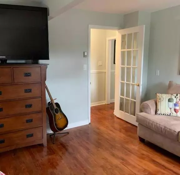 Retkeilymaja The Jypsy Inn   Journey Apartment Muskoka