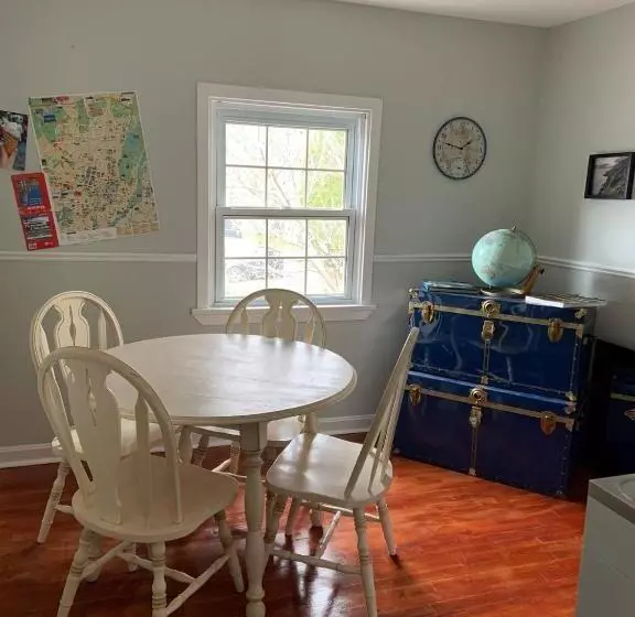 Retkeilymaja The Jypsy Inn   Journey Apartment Muskoka