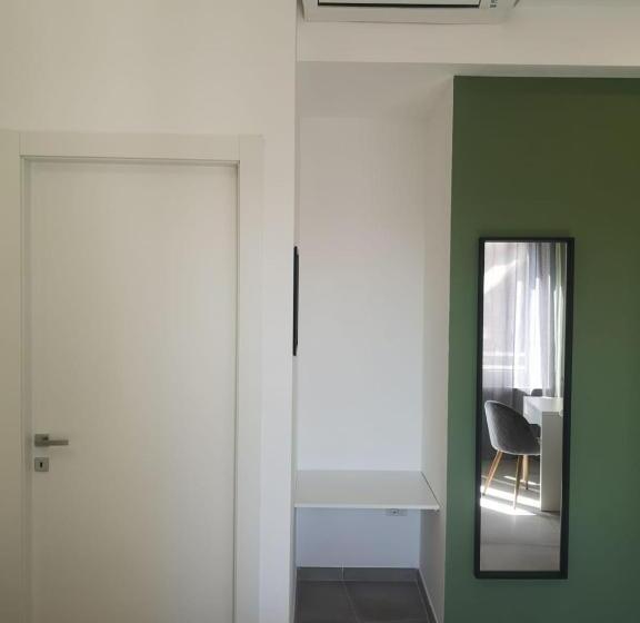 تختخواب و صبحانه Istai Cagliari City Center Rooms