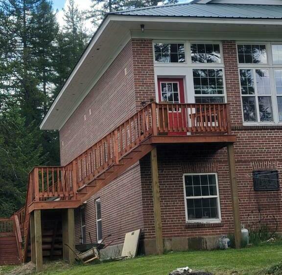 צימר The Colburn Schoolhouse Literature Suite