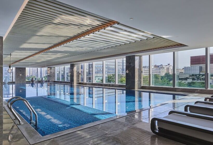 Hotel Doubletree By Hilton Shenzhen Airport Residences