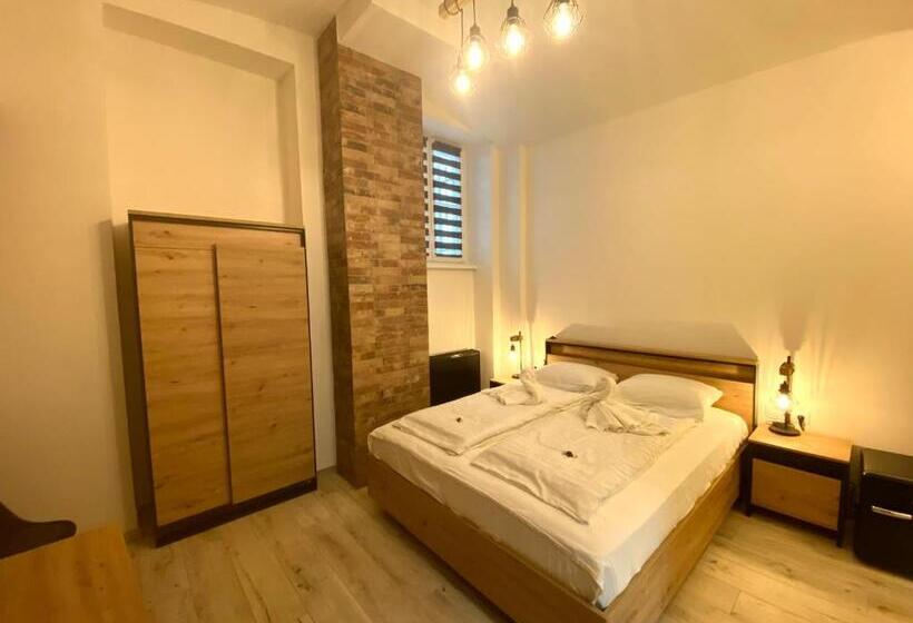 پانسیون Prague Old Town Liliova Garden