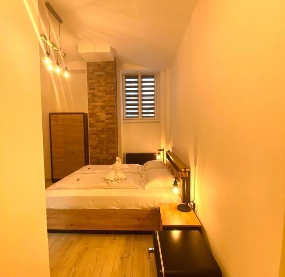 پانسیون Prague Old Town Liliova Garden