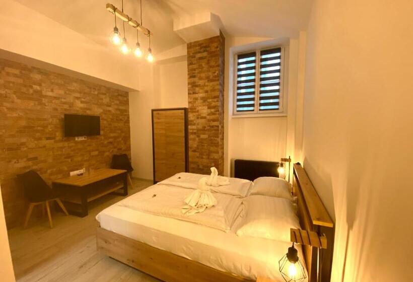 پانسیون Prague Old Town Liliova Garden