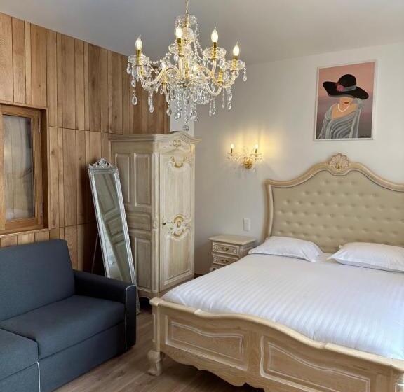 Пансион Studio Familial Maison De L église Du Couvent