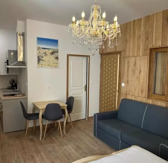 ペンション Studio Familial Maison De L église Du Couvent