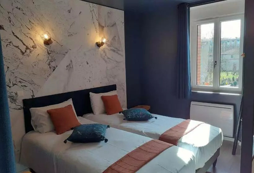 تختخواب و صبحانه Charmes En Ville Le Charme Poétique