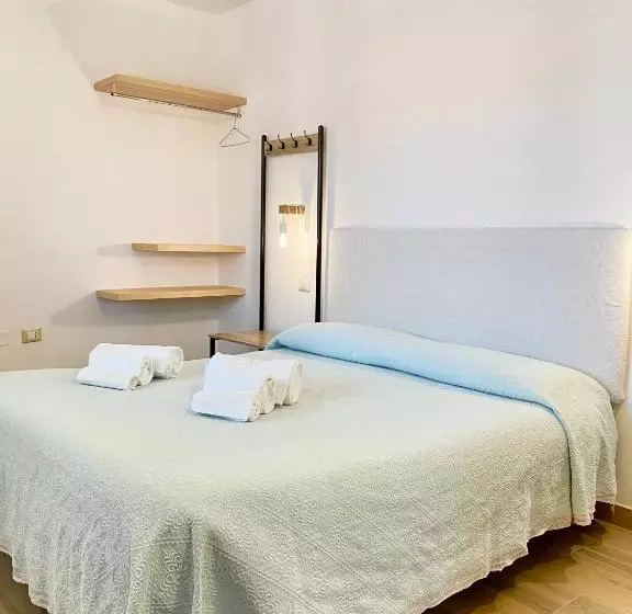 تختخواب و صبحانه Affittacamere Ciro's House