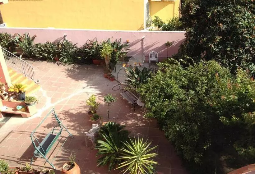 تختخواب و صبحانه Affittacamere Ciro's House