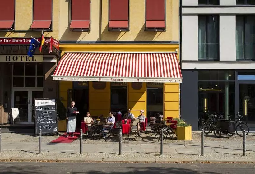 تختخواب و صبحانه Kastanienhof