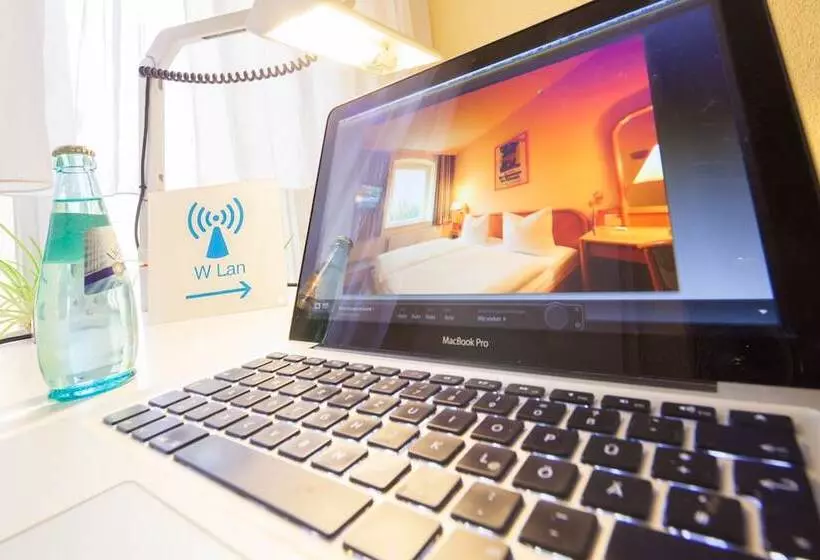 تختخواب و صبحانه Kastanienhof