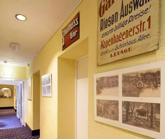 تختخواب و صبحانه Kastanienhof