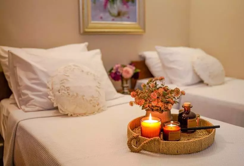 Bozcaada Biz Otel