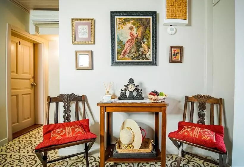 Bozcaada Biz Otel