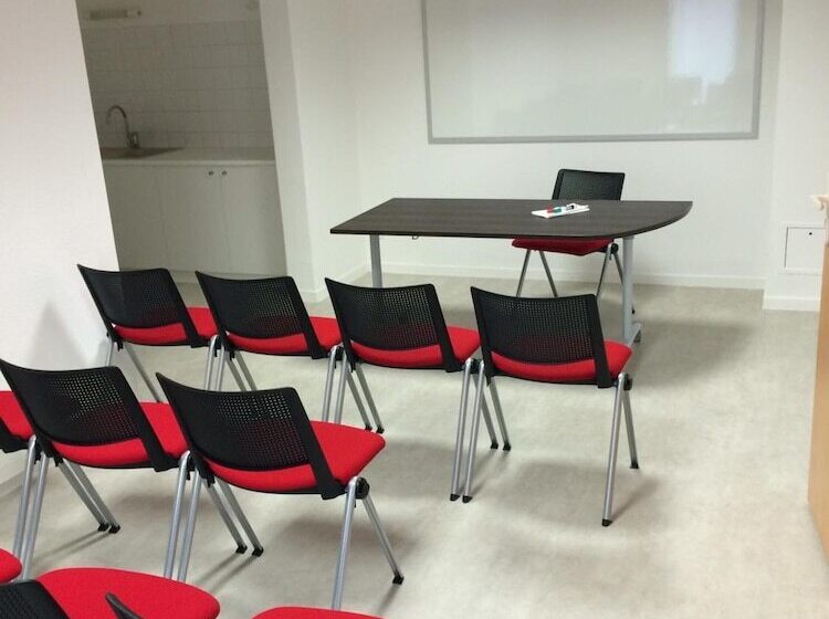 בית מלון כפרי Ace Hôtel Clermont Ferrand La Pardieu