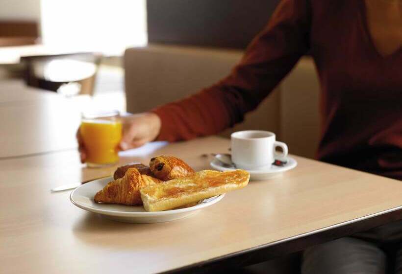 בית מלון כפרי Ace Hôtel Clermont Ferrand La Pardieu