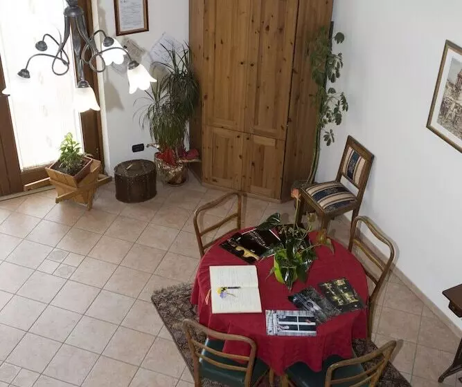 هتل Agriturismo Alle Quattro Stagioni
