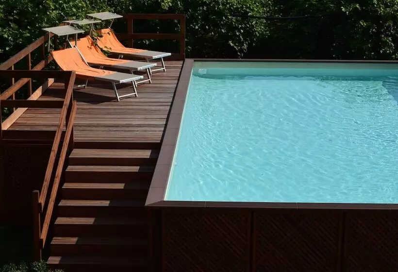 هتل Agriturismo Alle Quattro Stagioni