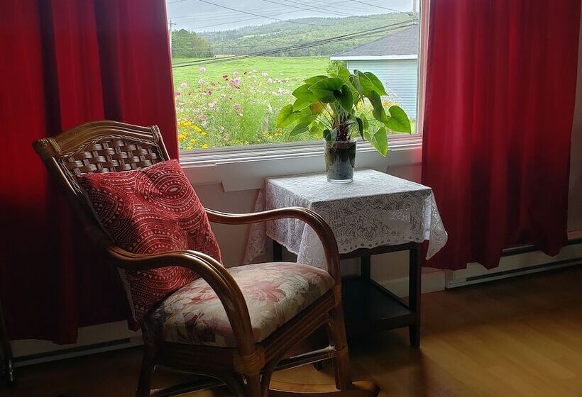 فندق Antigonish Evergreen Inn