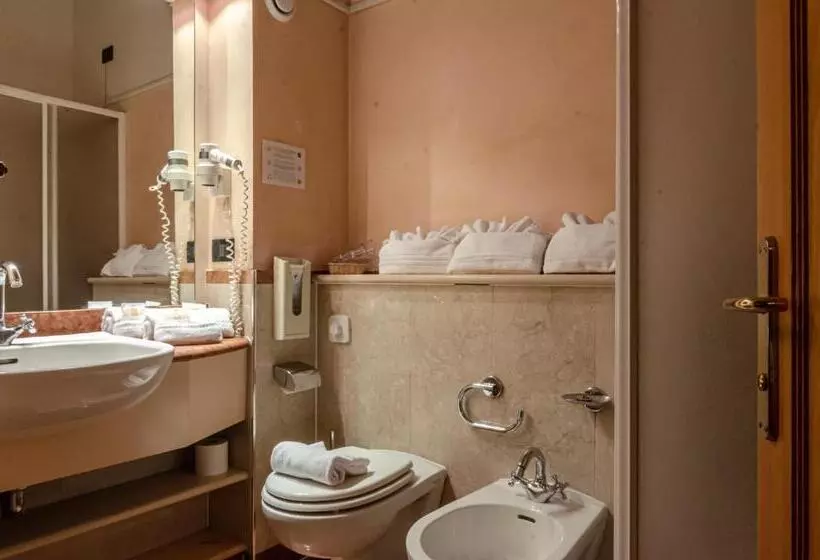 فندق Bella Di Bosco