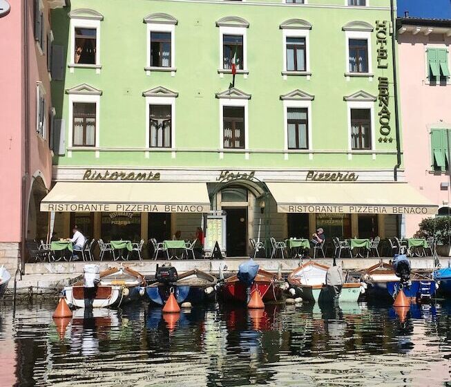 Lake Hotel Benaco
