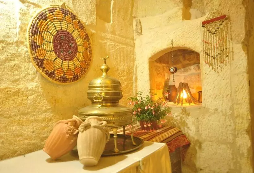 בית מלון כפרי Elvan Cave House