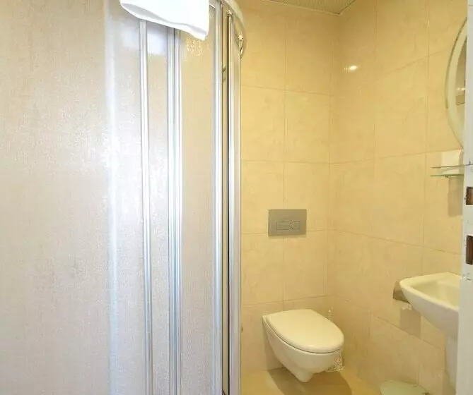 בית מלון כפרי Elvan Cave House