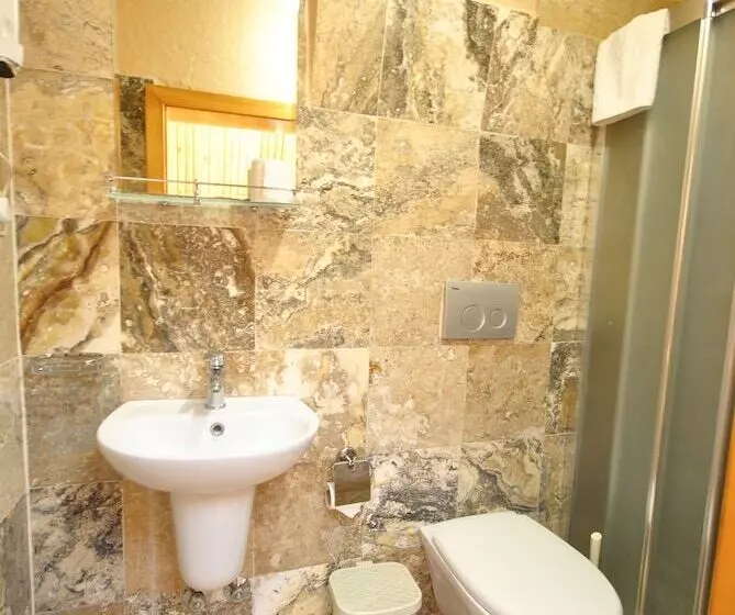 בית מלון כפרי Elvan Cave House