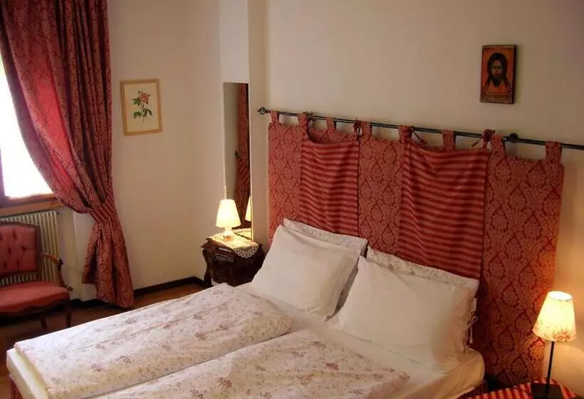 בית מלון כפרי La Caminatha