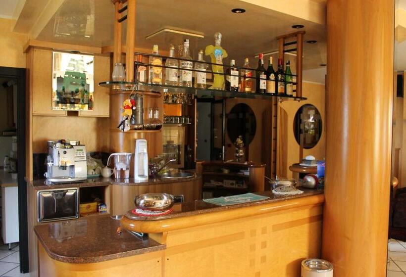 ホテル Les Saisons