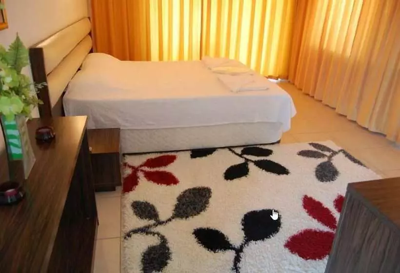 בית מלון כפרי Pidasus