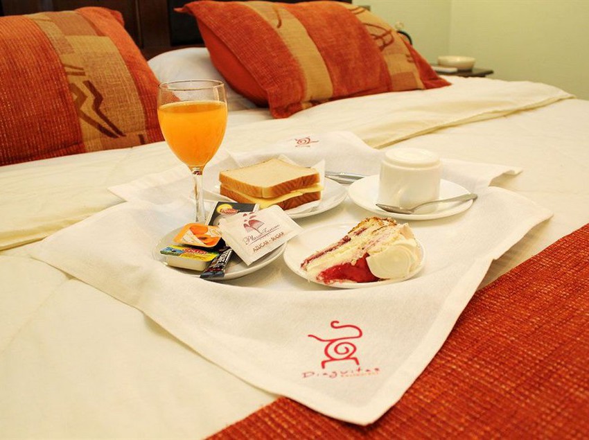 ホテル Plaza Turismo