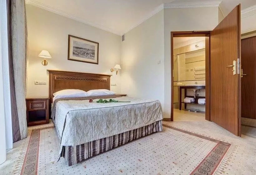 هتل Prezydent Krynica Zdrój