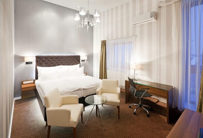 فندق Pytloun City Boutique