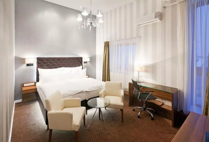 هتل Pytloun City Boutique