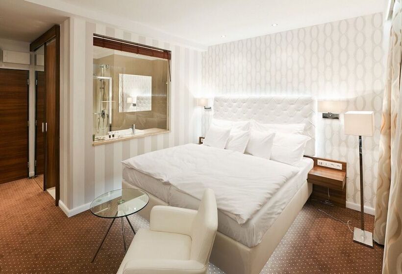 فندق Pytloun City Boutique