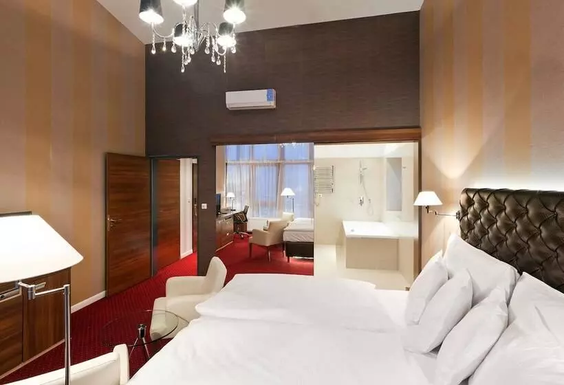 هتل Pytloun City Boutique