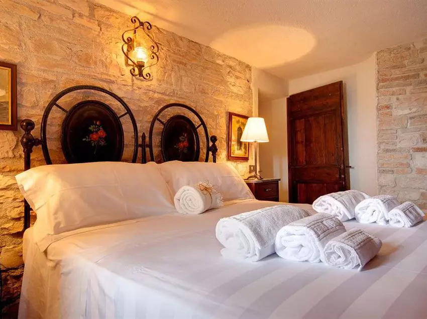 ホテル Riserva Privata Tenuta San Settimio