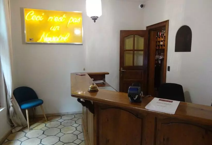 Отель Salvators