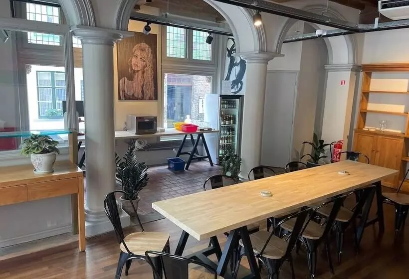 Отель Salvators