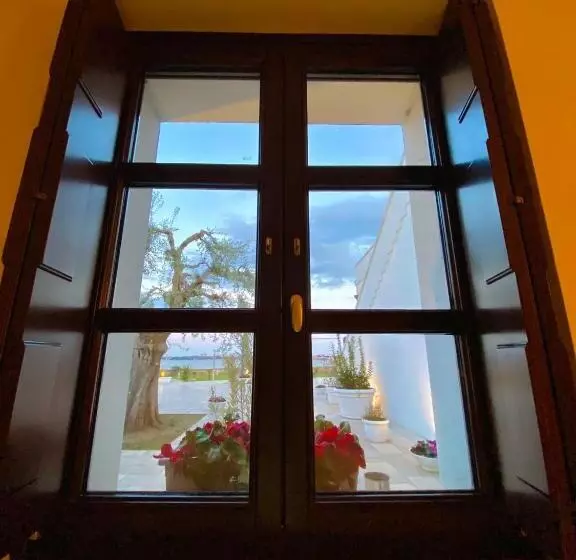 هتل Saraceno Al Faro